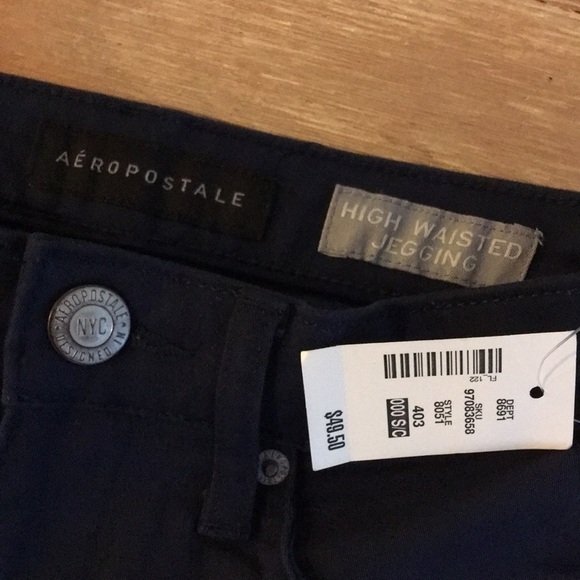 aeropostale high waisted jegging Navy 000S Short - Picture 3 of 3